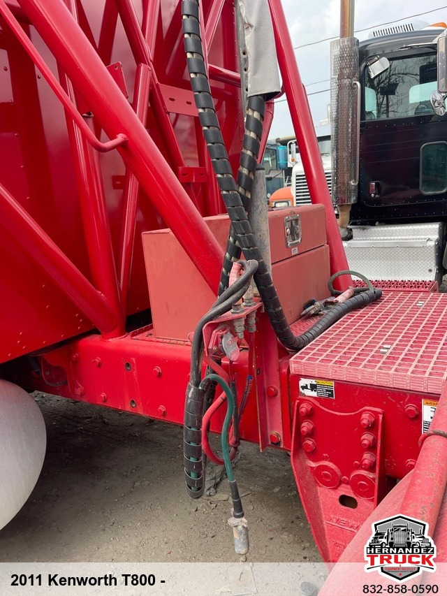 2011 Kenworth T800 -