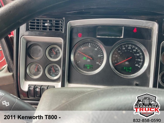 2011 Kenworth T800 -