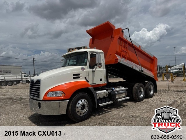 2015 Mack CXU613 -