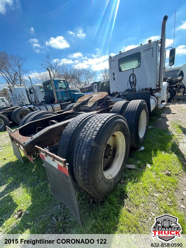2015 Freightliner Coronado 122 -