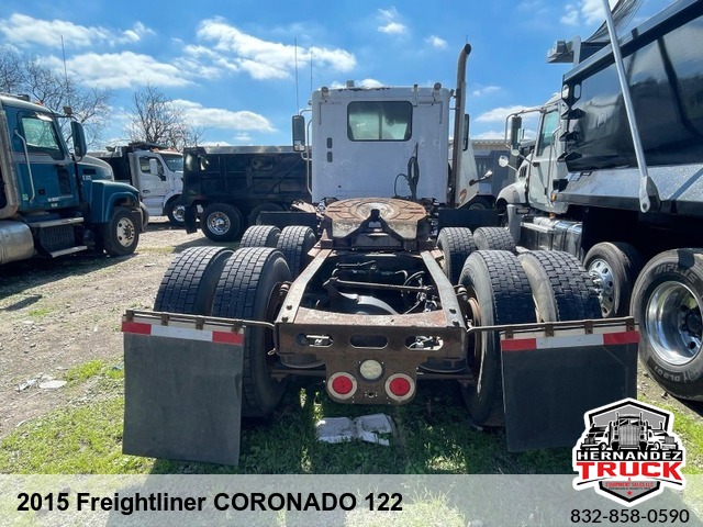 2015 Freightliner Coronado 122 -
