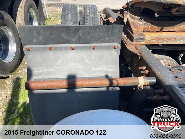 2015 Freightliner Coronado 122 -