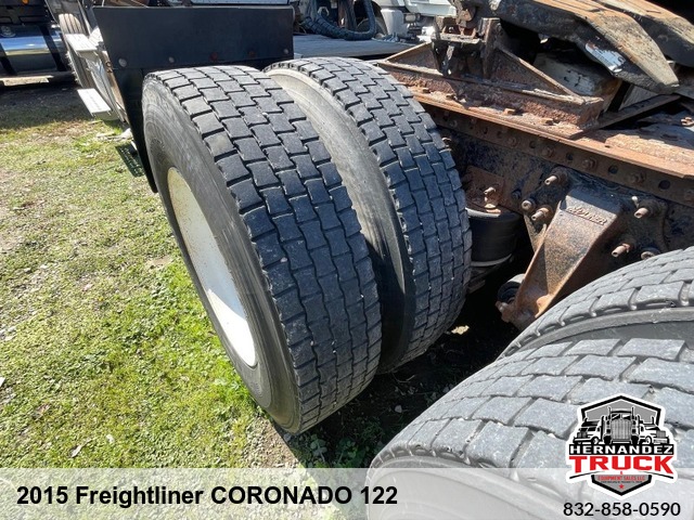 2015 Freightliner Coronado 122 -