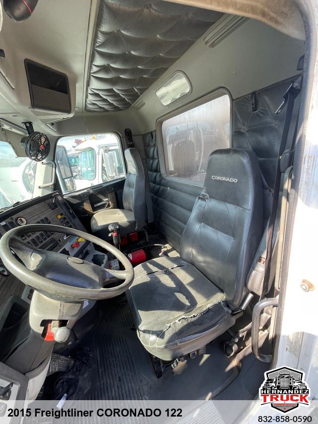 2015 Freightliner Coronado 122 -
