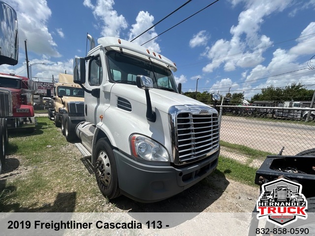 2019 Freightliner Cascadia 113 -