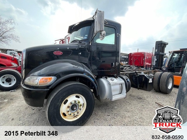 2015 Peterbilt 348 -