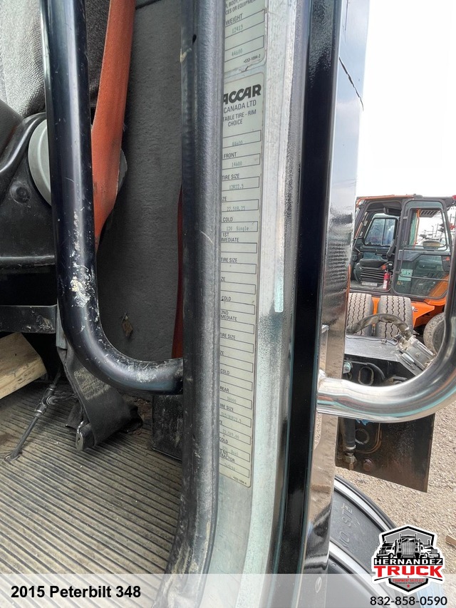 2015 Peterbilt 348 -