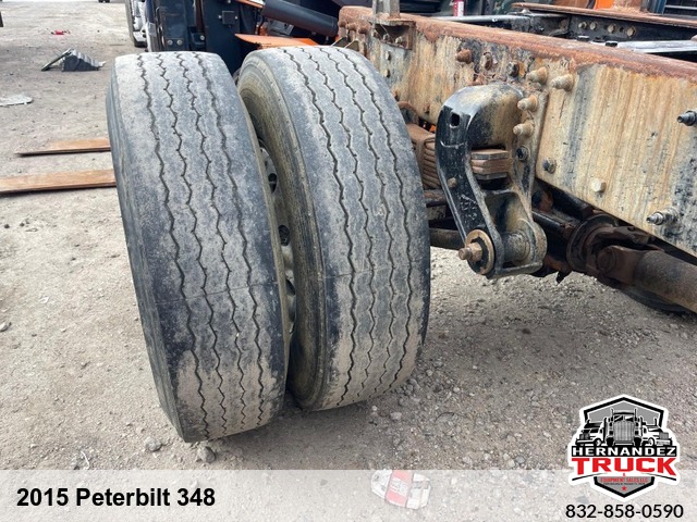 2015 Peterbilt 348 -