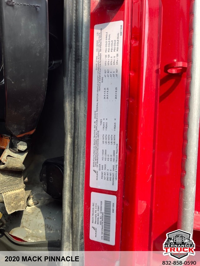 2020 Mack Pinnacle -