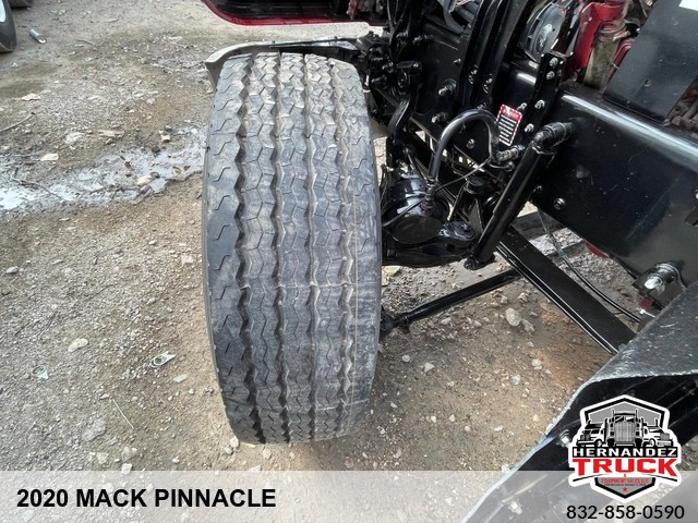 2020 Mack Pinnacle -