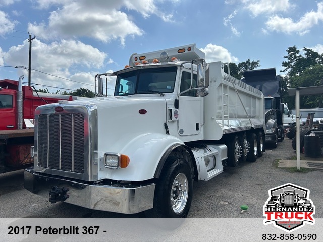 2017 Peterbilt 367 -