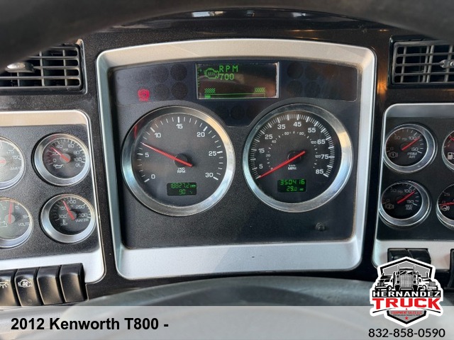 2012 Kenworth T800 TRI-AXLE DUMP TRUCK