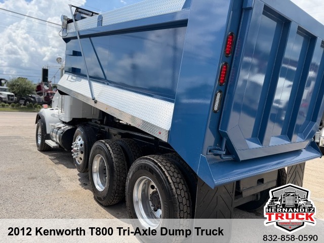 2012 Kenworth T800 Tri-Axle Dump Truck