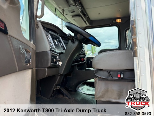 2012 Kenworth T800 Tri-Axle Dump Truck