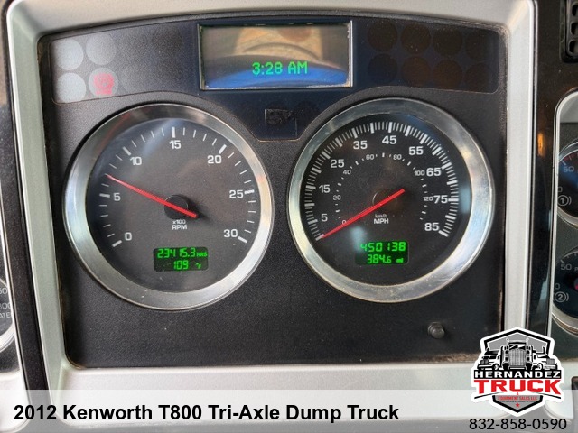 2012 Kenworth T800 Tri-Axle Dump Truck