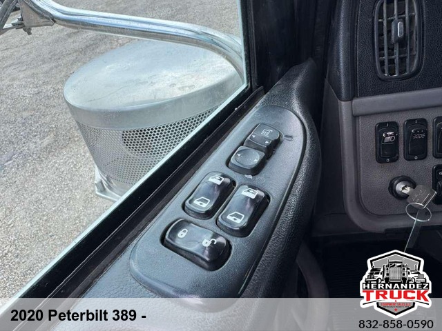2020 Peterbilt 389 -