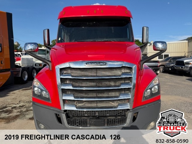 2019 Freightliner Cascadia 126