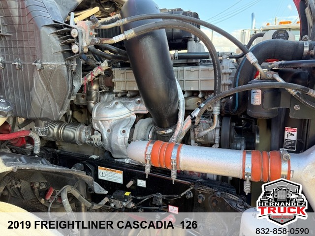 2019 Freightliner Cascadia 126