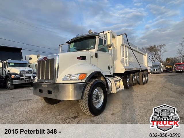 2015 Peterbilt 348 -