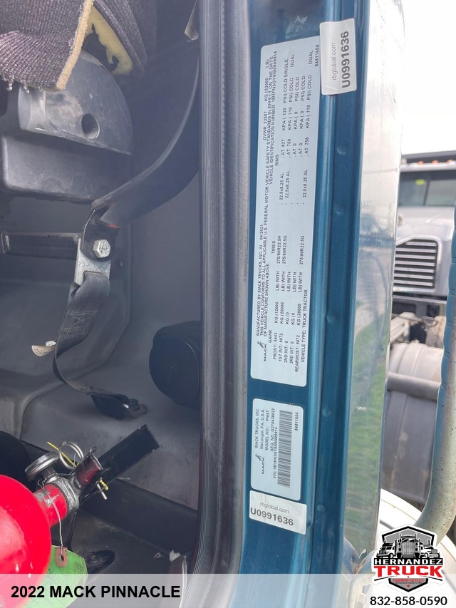 2022 Mack Pinnacle -