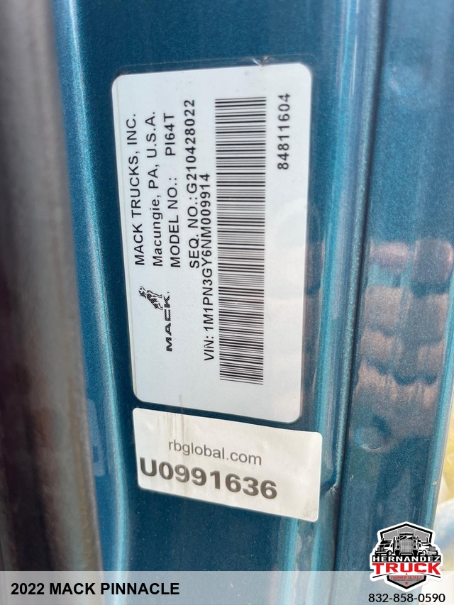 2022 Mack Pinnacle -